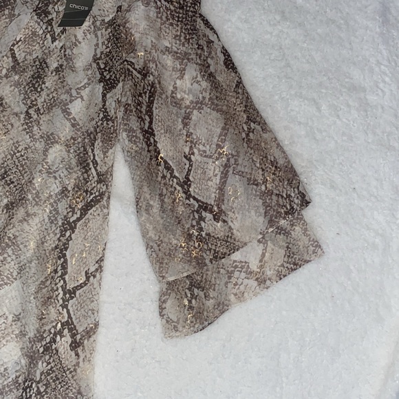 NWT Chicos women’s sz 1, foiled reptile deseree three-quarter sleeve top blouse - Picture 4 of 8